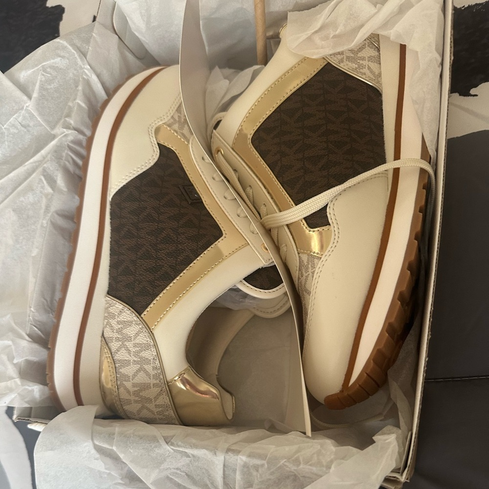 Michael Kors Maddy Trainer Sneakers - Vanilla/Brown